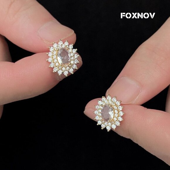 Women's White Gold Crystal Cute Sun Stud Gold Plated Lightweight Earrings - Picture 4 of 8